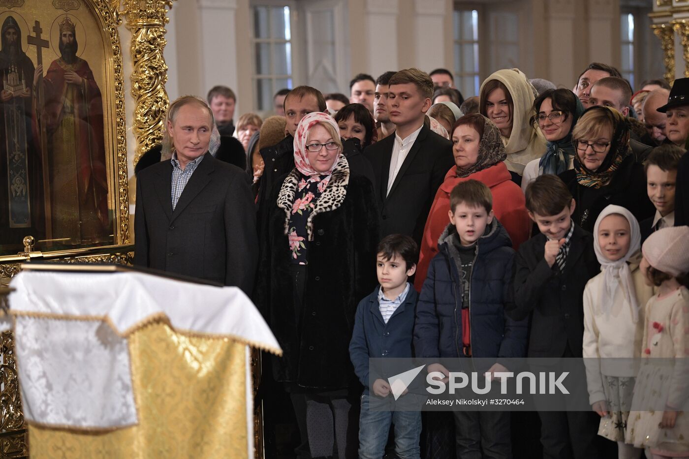President Putin attends Christmas service