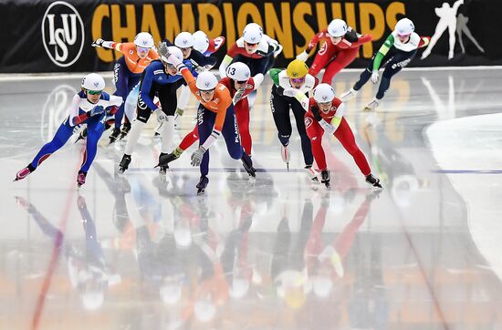 European Speed Skating Championships. Day three