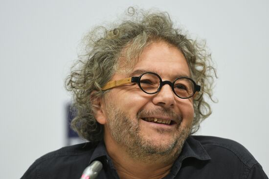 News conference with director Daniele Finzi Pasca and Andrei Moguchy in St. Petersburg