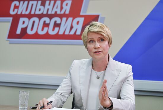 President Vladimir Putin visits his campaign headquarters in Moscow