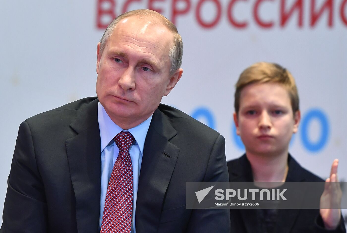 President Putin meets with students who wrote best essays about 'Russia Focused on the Future'