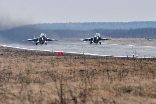 Training flights of Western Military District Fighter Aviation Regiment