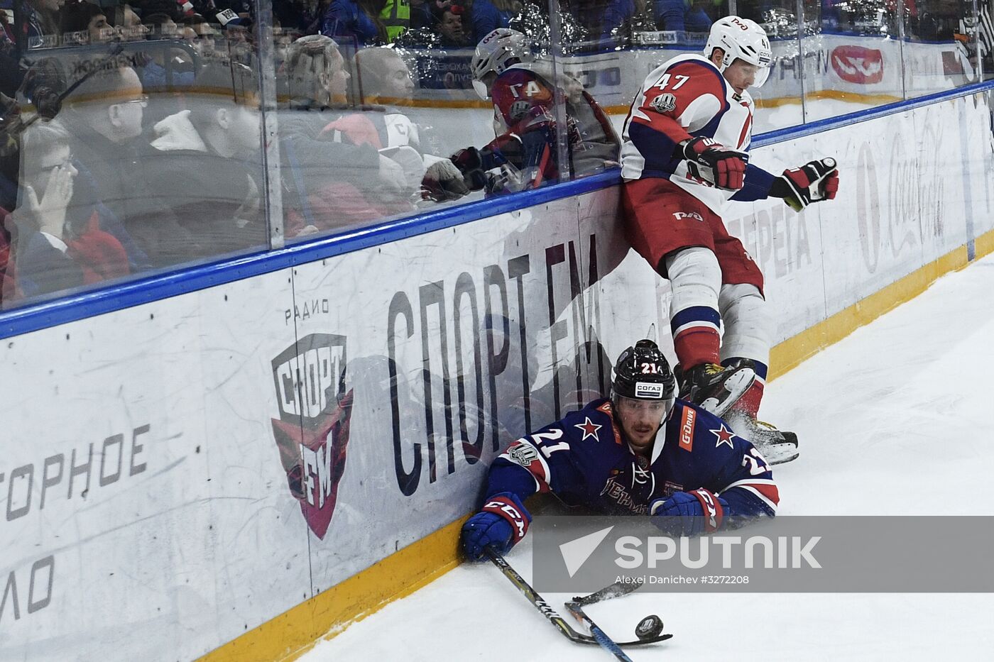 Ice hockey. Kontinental Hockey League. SKA vs. Lokomotiv