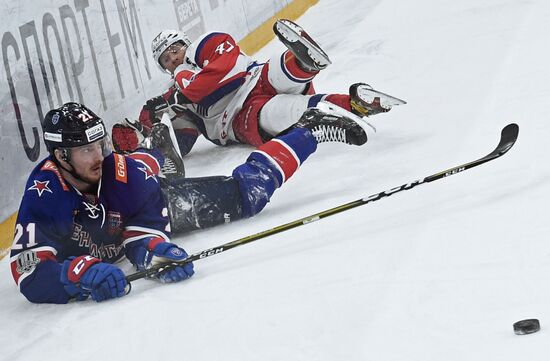 Ice hockey. Kontinental Hockey League. SKA vs. Lokomotiv