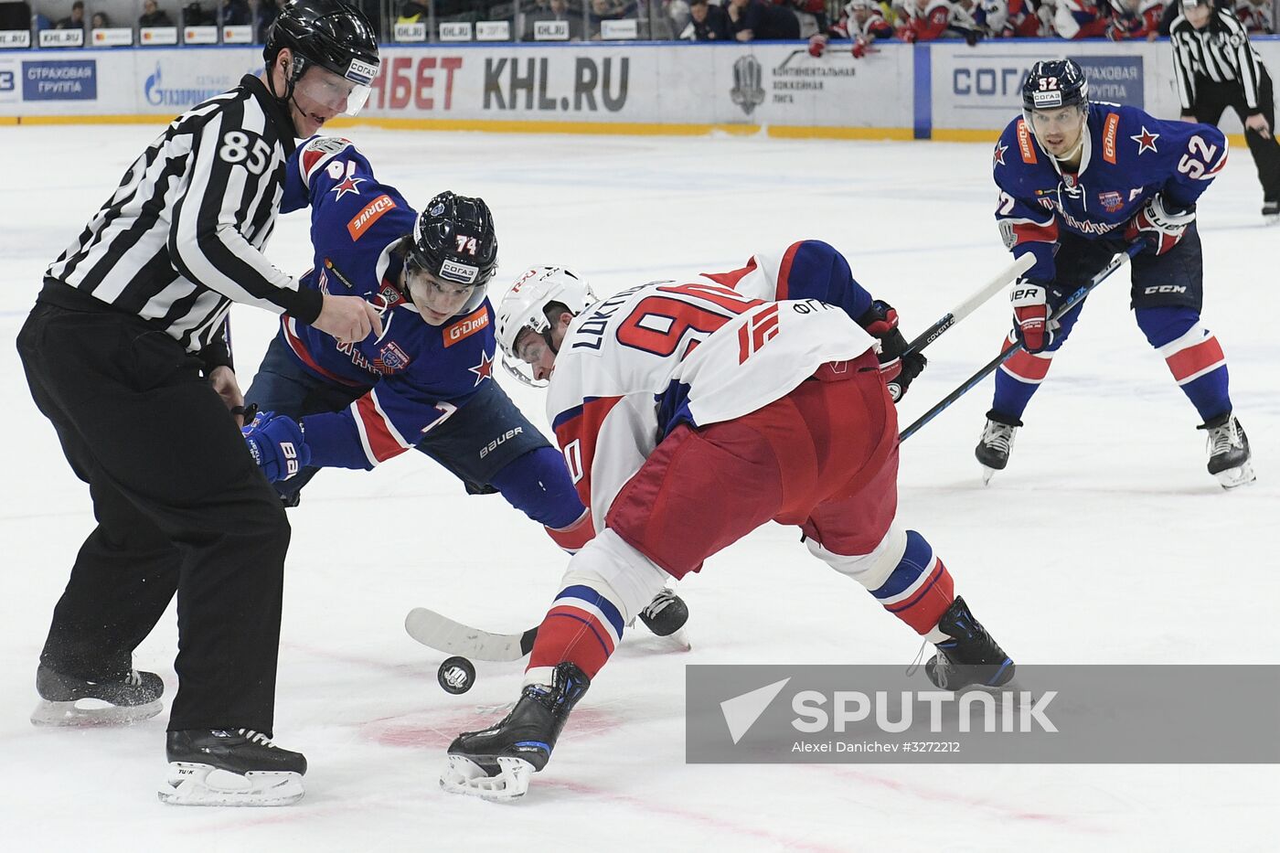 Ice hockey. Kontinental Hockey League. SKA vs. Lokomotiv
