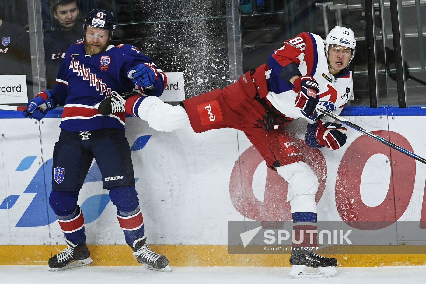 Ice hockey. Kontinental Hockey League. SKA vs. Lokomotiv