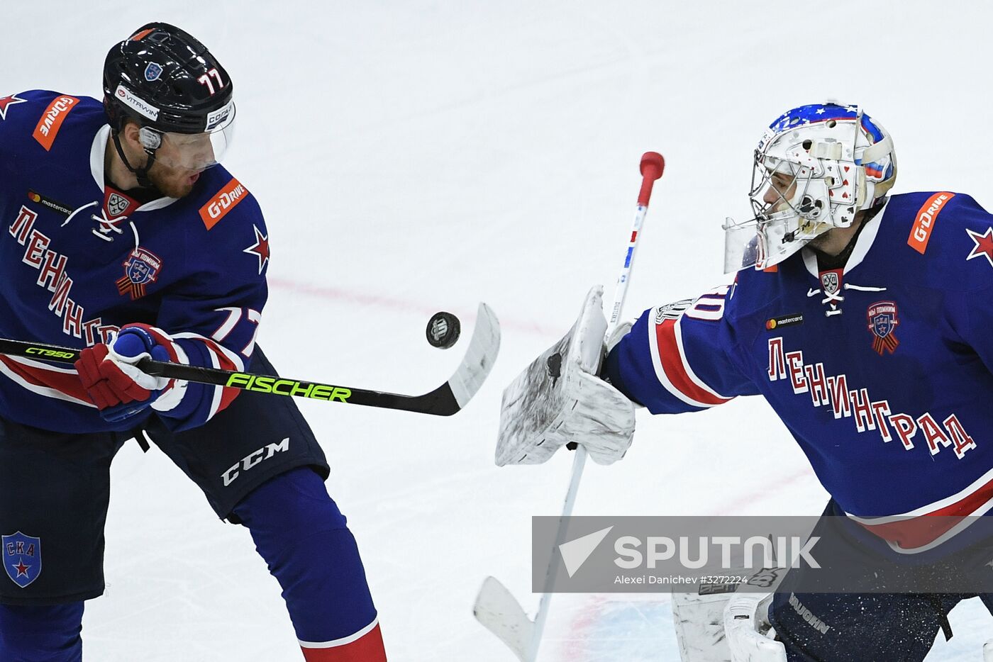 Ice hockey. Kontinental Hockey League. SKA vs. Lokomotiv