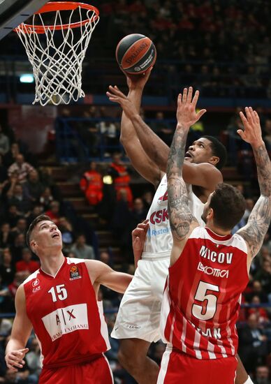 Basketball. EuroLeague. Olimpia vs. CSKA