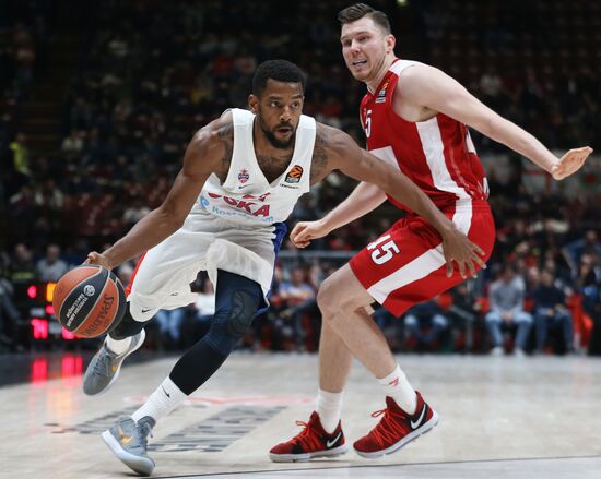 Basketball. EuroLeague. Olimpia vs. CSKA