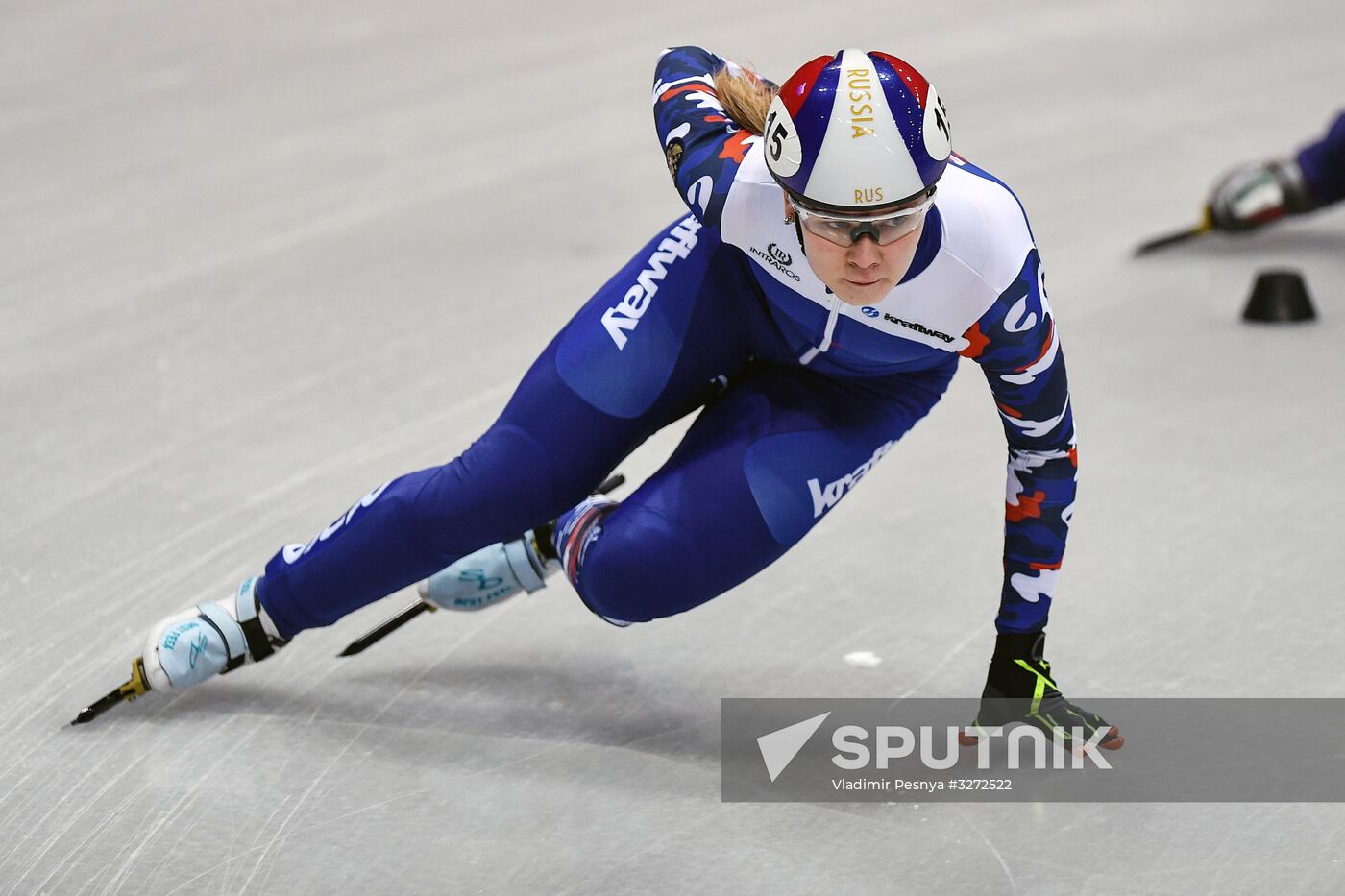European Short Track Speed Skating Championships. Qualifications