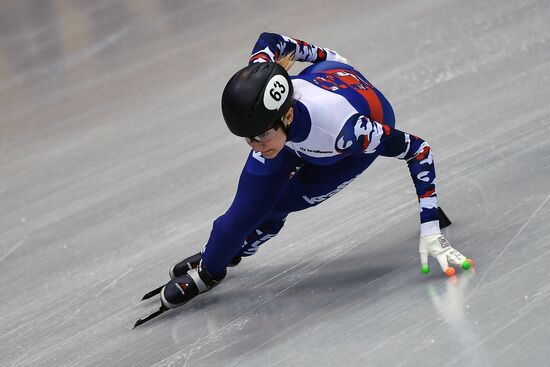 European Short Track Speed Skating Championships. Qualifications