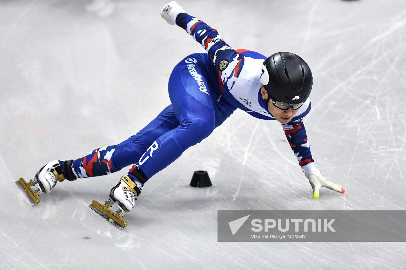 European Short Track Speed Skating Championships. Qualifications