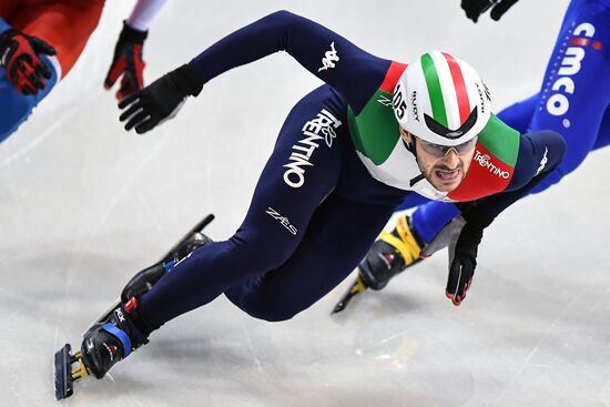 European Short Track Speed Skating Championships. Qualifications