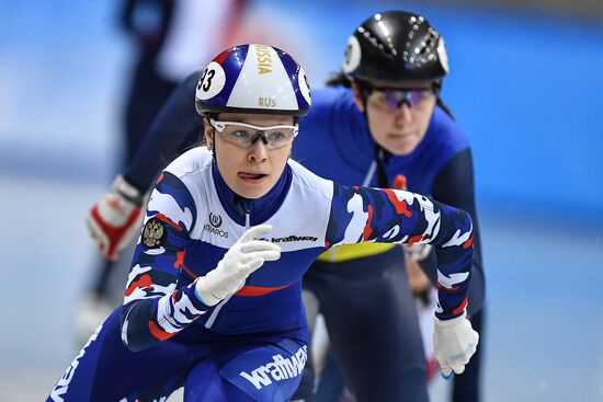 European Short Track Speed Skating Championships. Qualifications