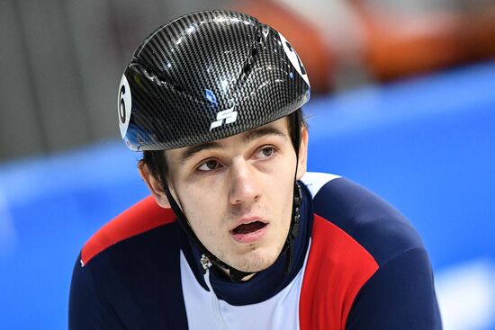 European Short Track Speed Skating Championships. Qualifications