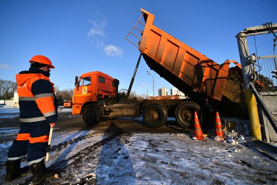 Snow-melting station in Moscow