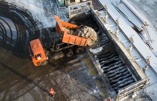 Snow-melting station in Moscow