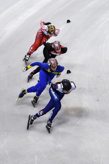European Short Track Speed Skating Championships. Qualifications