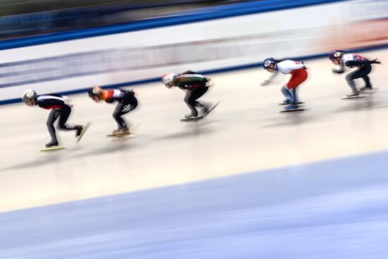 European Short Track Speed Skating Championships. Qualifications