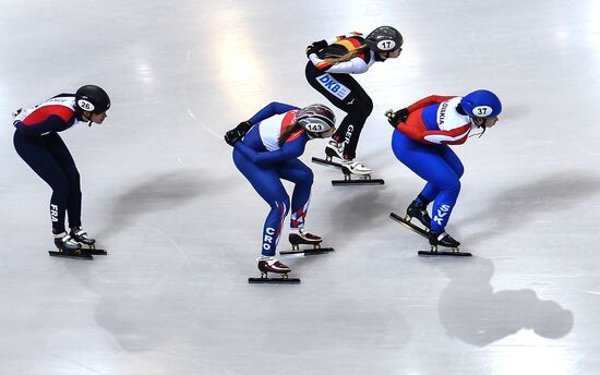 European Short Track Speed Skating Championships. Qualifications