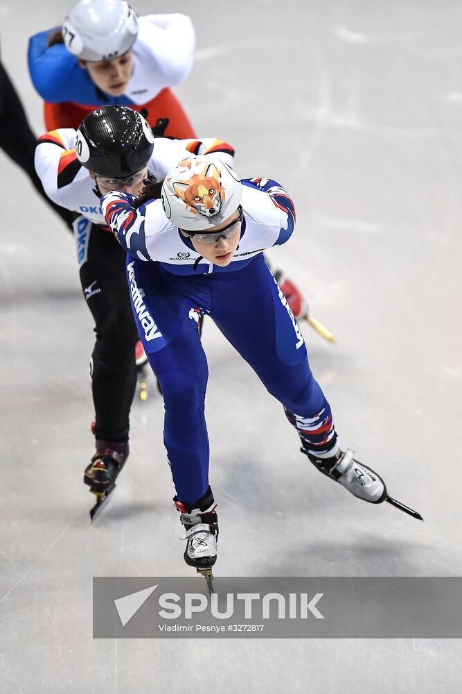 European Short Track Speed Skating Championships. Qualifications