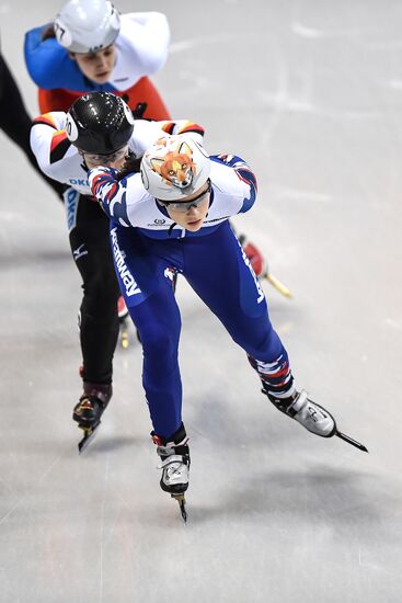 European Short Track Speed Skating Championships. Qualifications