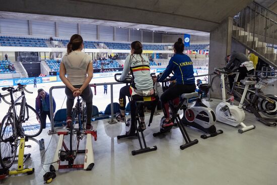 European Short Track Speed Skating Championships. Qualifications