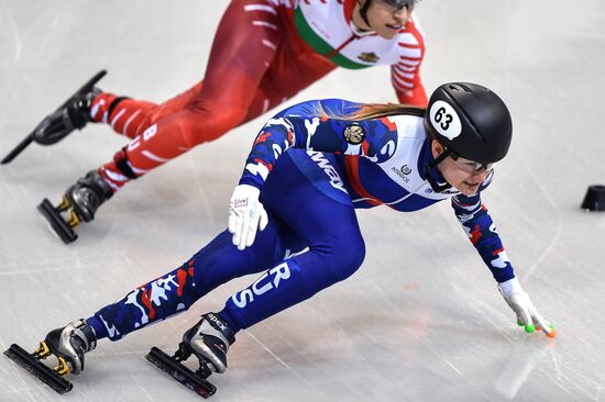 European Short Track Speed Skating Championships. Qualifications