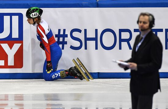 European Short Track Speed Skating Championships. Qualifications