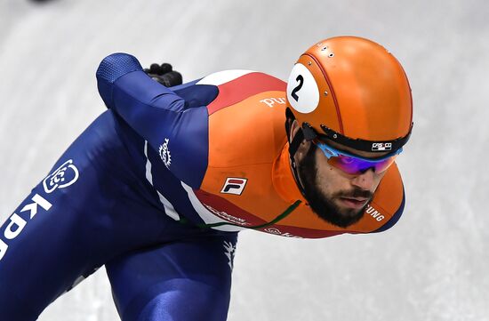 European Short Track Speed Skating Championships. Qualifications