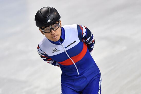 European Short Track Speed Skating Championships. Qualifications