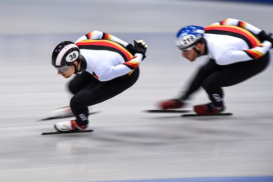 European Short Track Speed Skating Championships. Qualifications