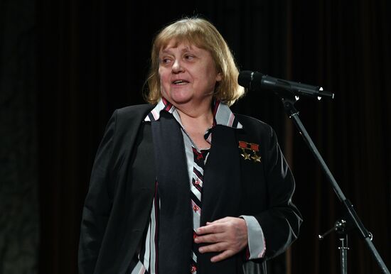 Presidential candidate Grudinin meets with confidantes