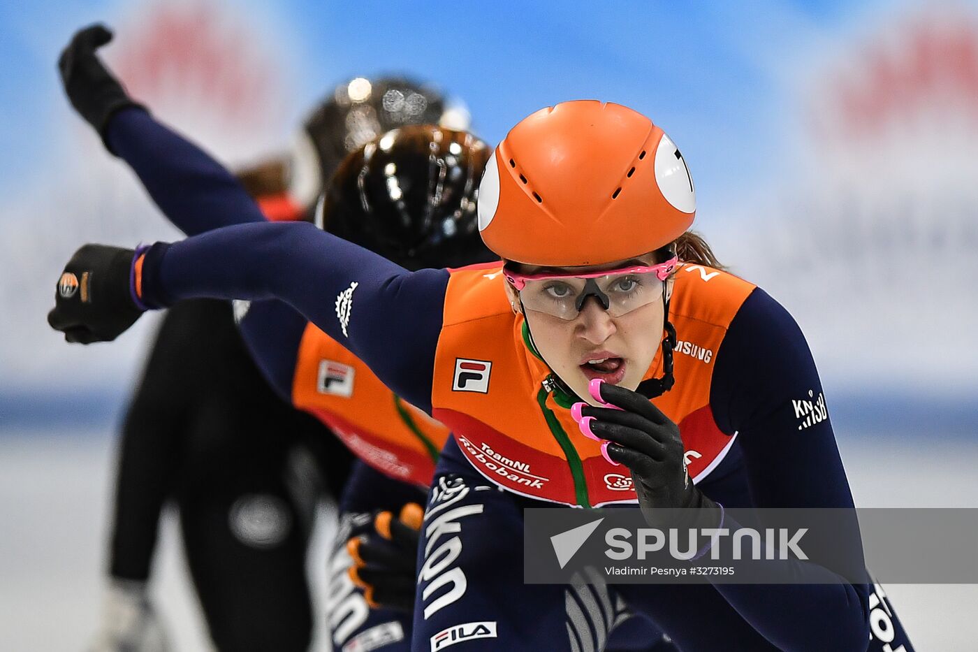 European Short Track Speed Skating Championships. Qualifications