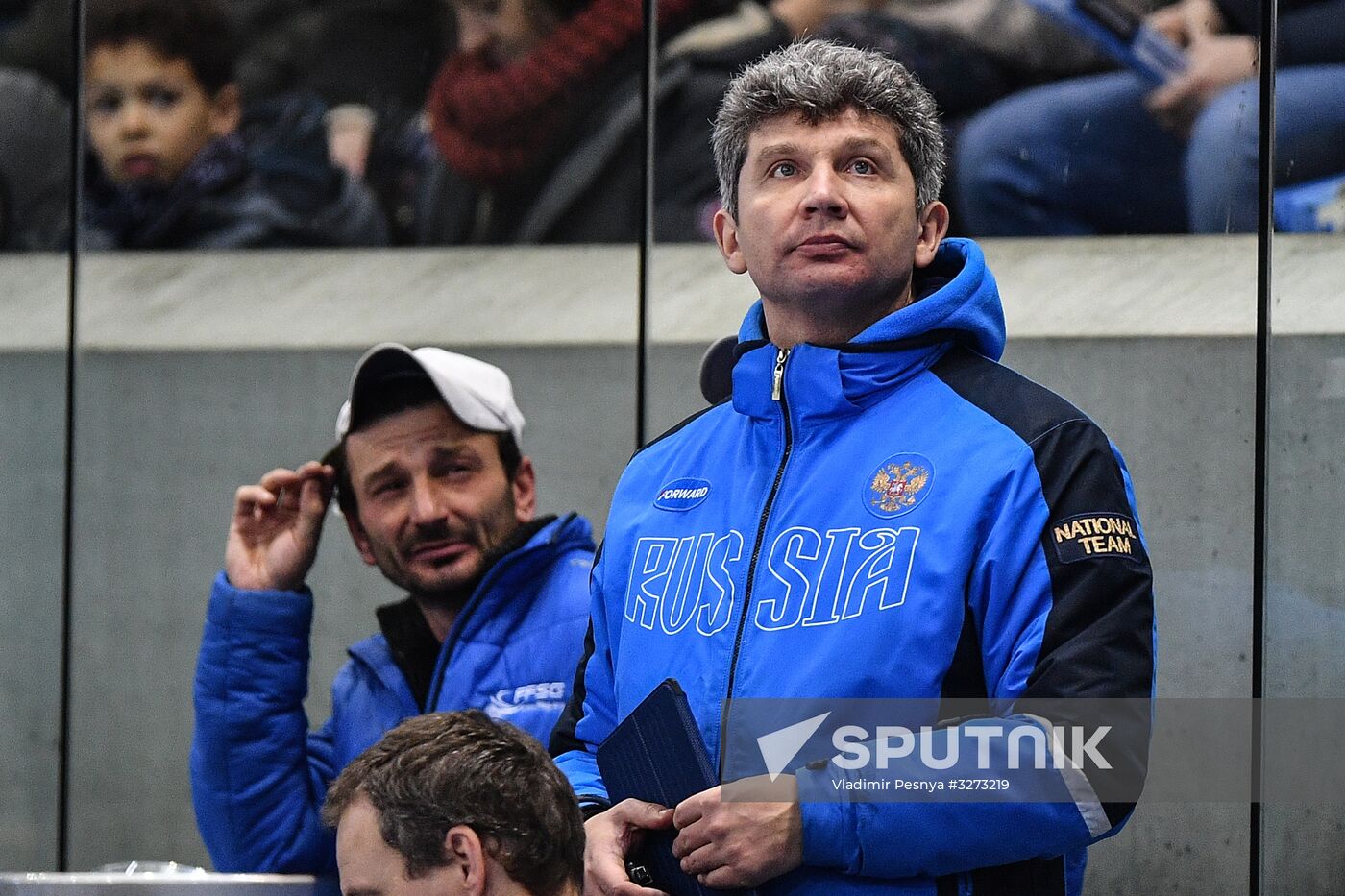 European Short Track Speed Skating Championships. Qualifications