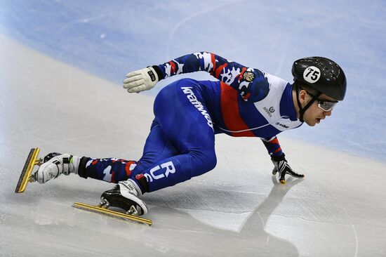 European Short Track Speed Skating Championships. Qualifications