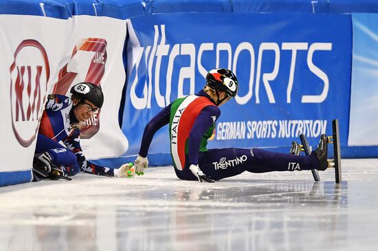 European Short Track Speed Skating Championships. Qualifications