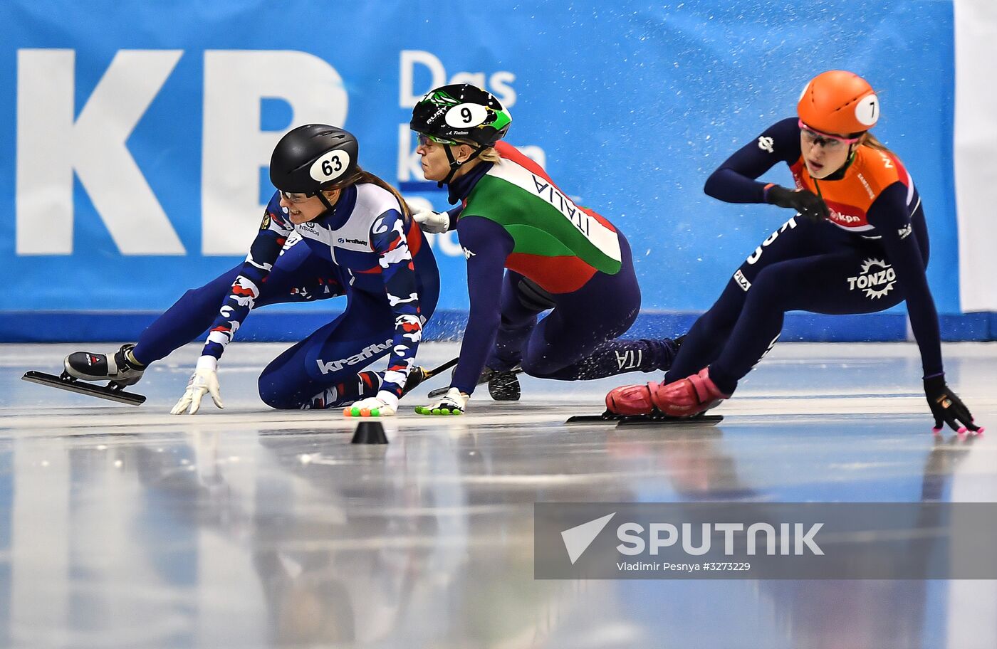 European Short Track Speed Skating Championships. Qualifications