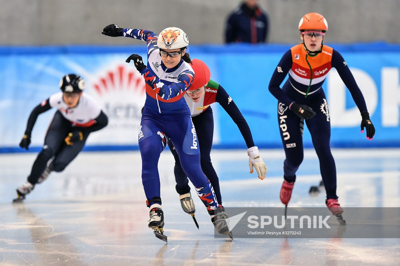 European Short Track Speed Skating Championships. Qualifications