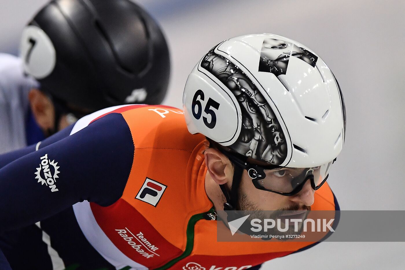 European Short Track Speed Skating Championships. Qualifications