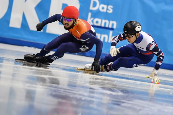 European Short Track Speed Skating Championships. Qualifications