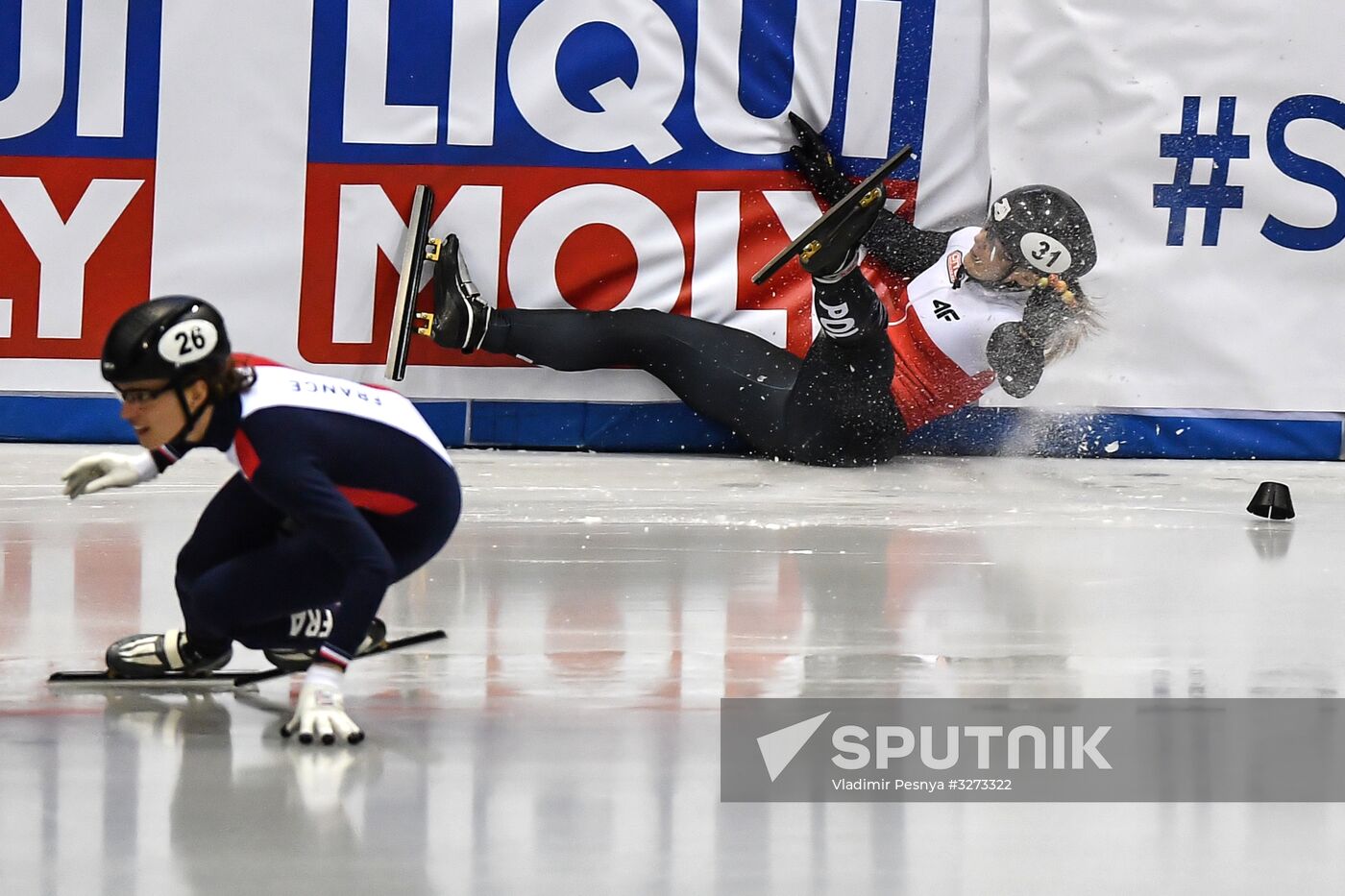 European Short Track Speed Skating Championships. Qualifications