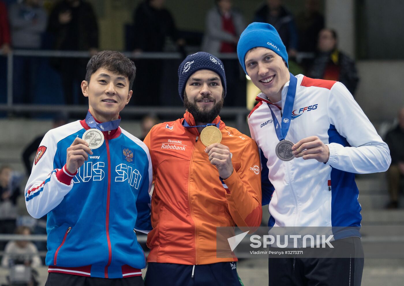 European Short Track Speed Skating Championships. Day one