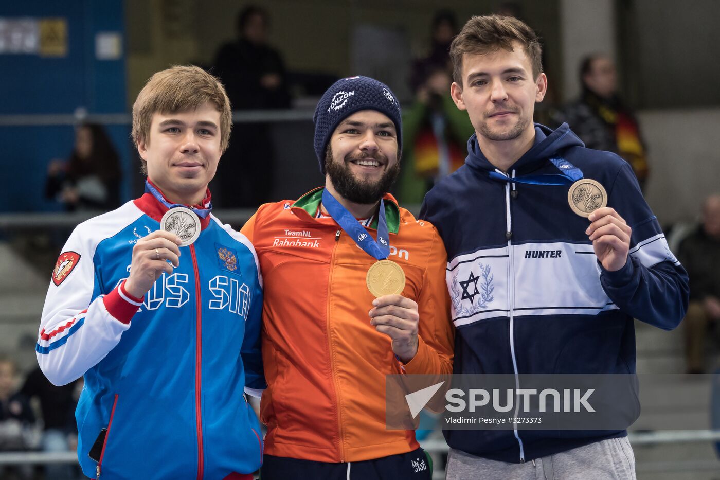 European Short Track Speed Skating Championships. Day one