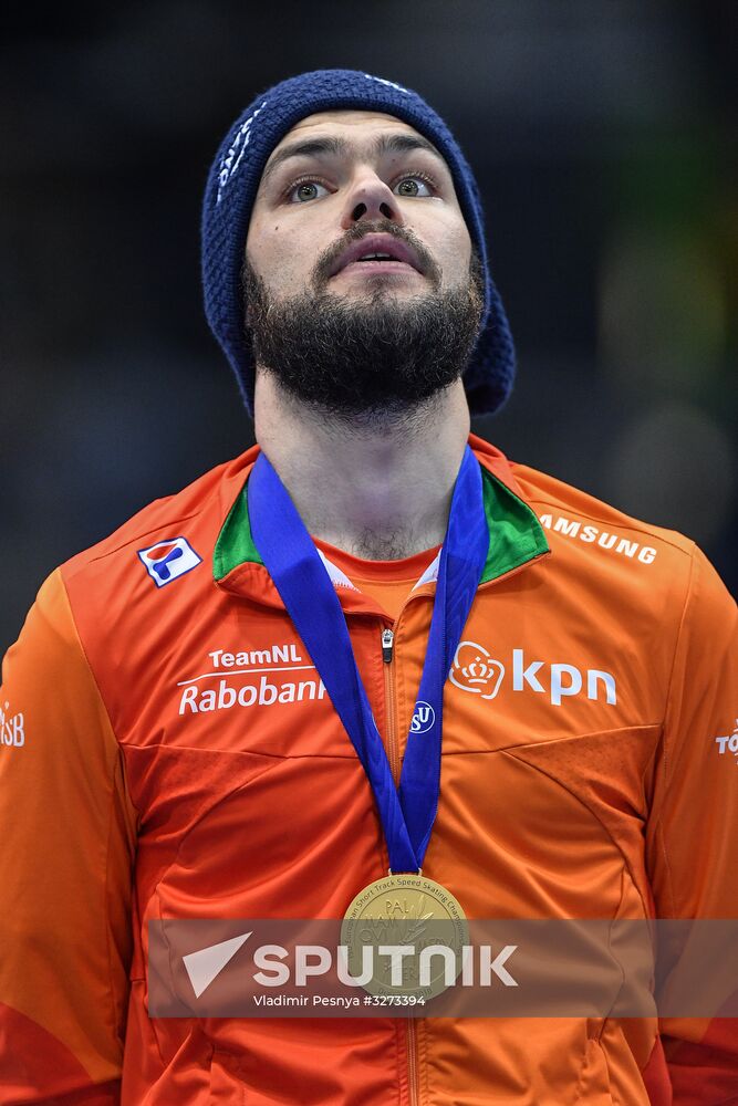 European Short Track Speed Skating Championships. Qualifications