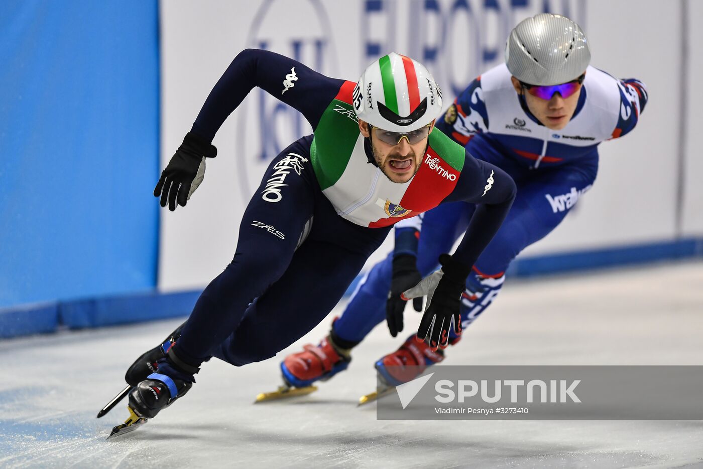 European Short Track Speed Skating Championships. Day one