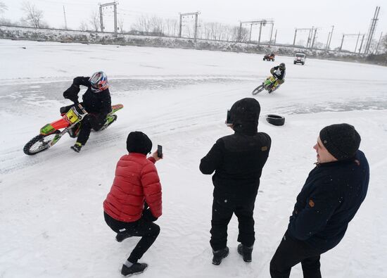 Motorcycle ice racing in Vladivostok
