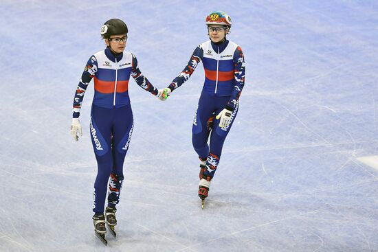 European Short Track Speed Skating Championships. Day two