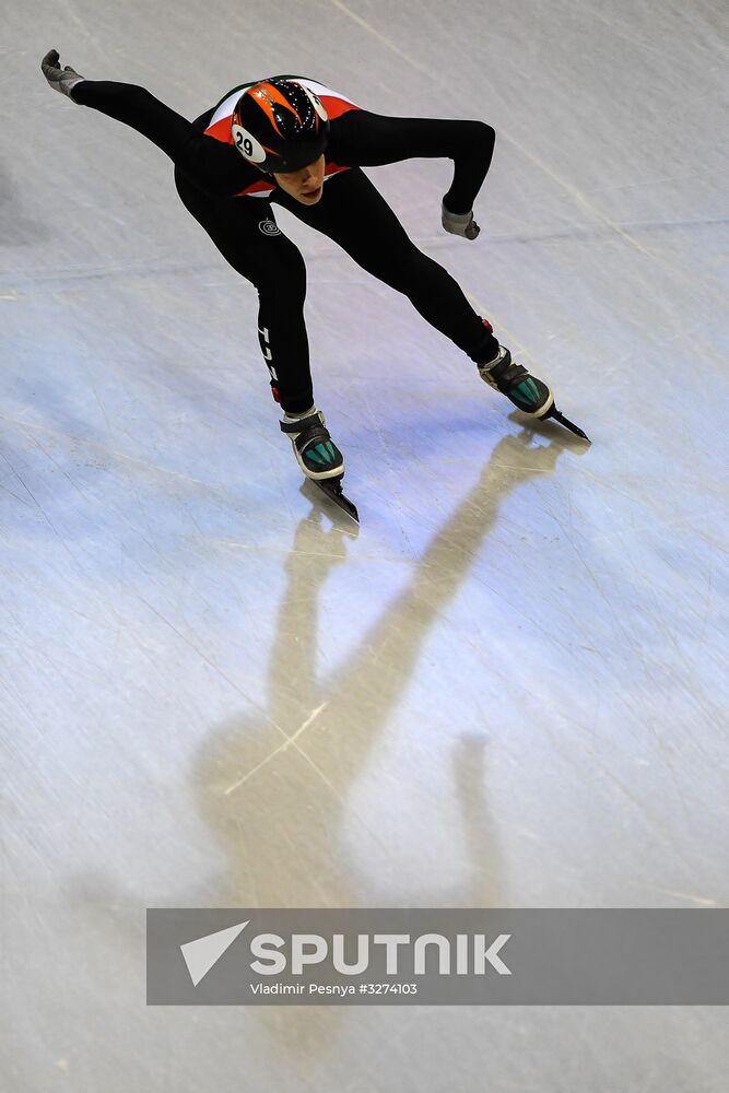 European Short Track Speed Skating Championships. Day Two