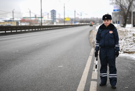'Unfeminine' job. Traffic police officer Nina Grigor